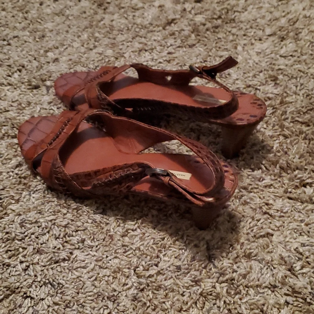Max Studio Koi Low Heel Sandals